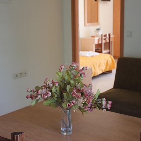 Apartmán Virgin Mary Rodakino Exteriér fotografie